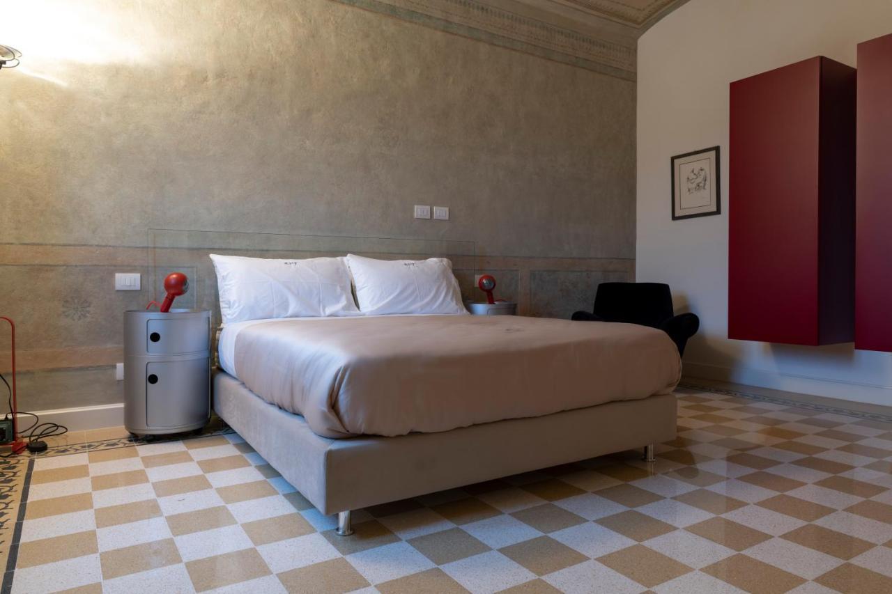 בטולה Residenza Villa Tosca מראה חיצוני תמונה